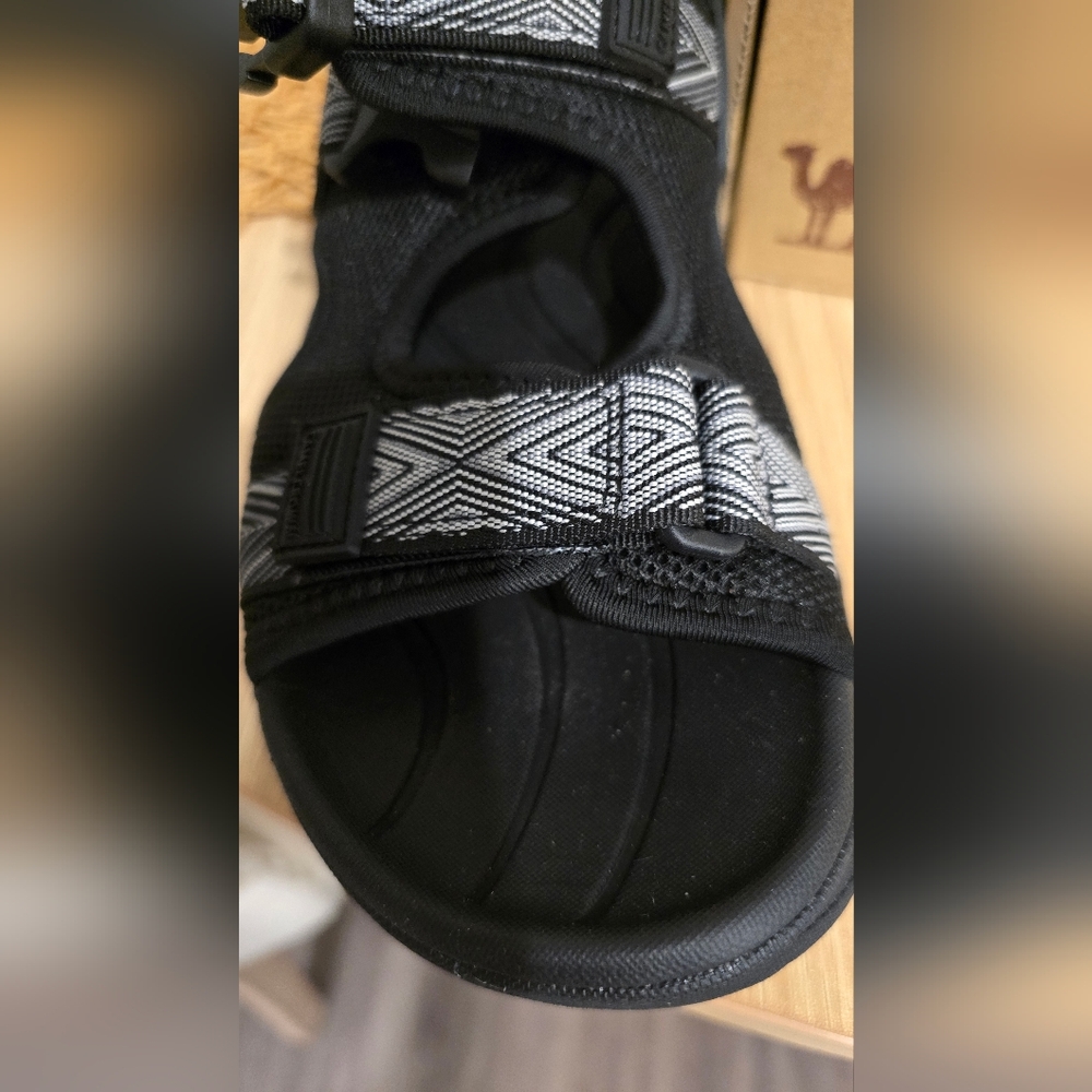 CAMEL CROWN Women's Hiking Sandals with Arch Support - Picture 9 of 10